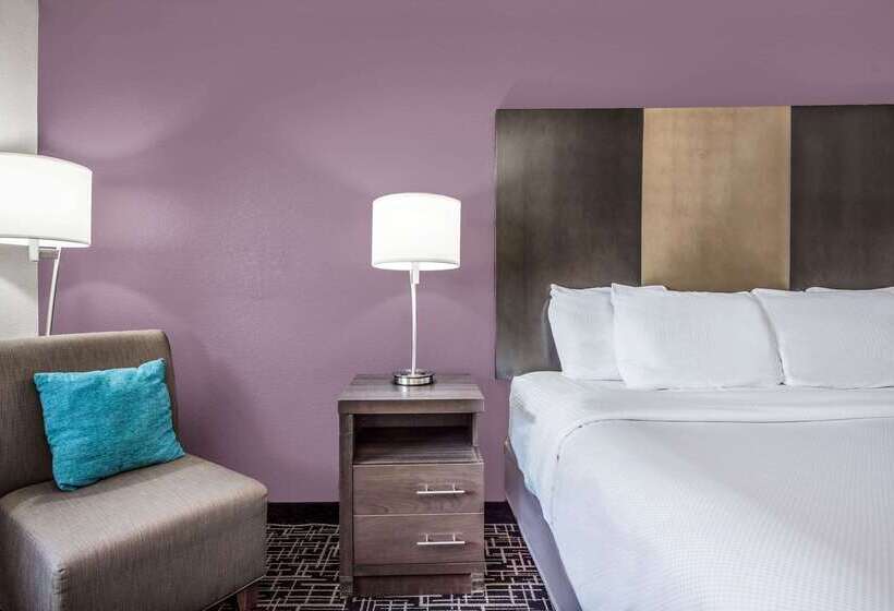 호텔 La Quinta Inn & Suites By Wyndham Fairborn Wright Patterson