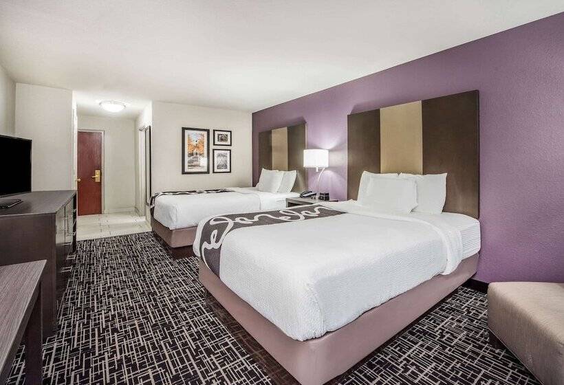 호텔 La Quinta Inn & Suites By Wyndham Fairborn Wright Patterson
