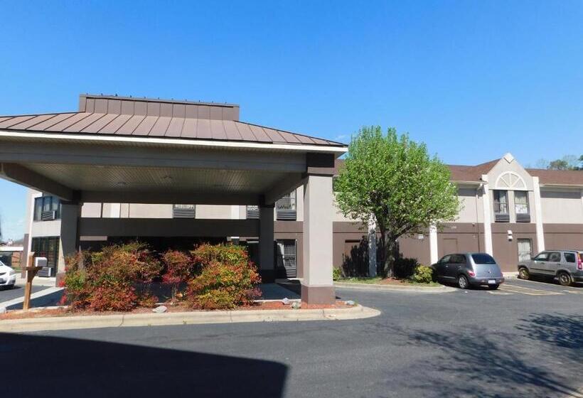 ホテル Quality Inn & Suites Thomasville