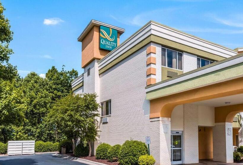 酒店 Quality Inn Huntersville Near Lake Norman
