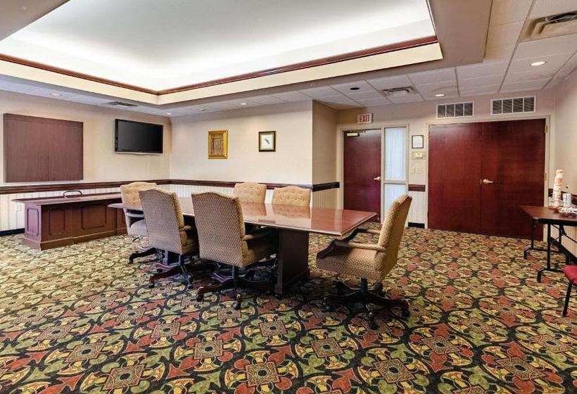 فندق Quality Inn & Suites