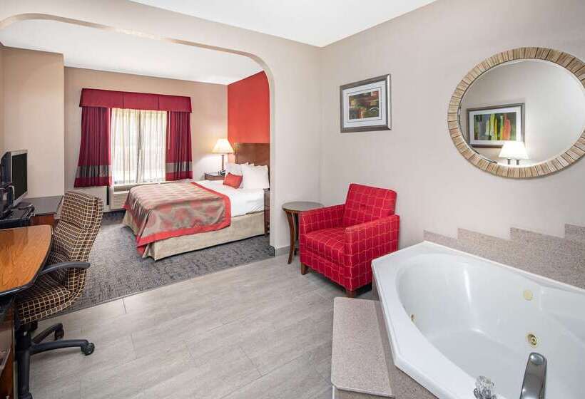 فندق Ramada By Wyndham Alpharetta Atlanta North