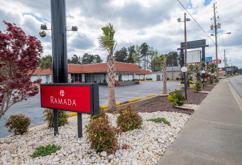 ホテル Ramada By Wyndham Walterboro