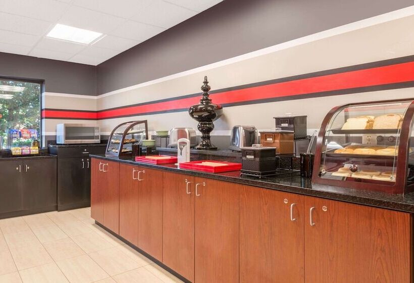 Ramada Hotel Ashland Catlettsburg
