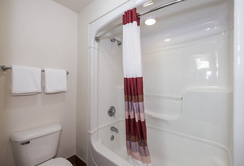 فندق Red Roof Inn Jackson, Oh