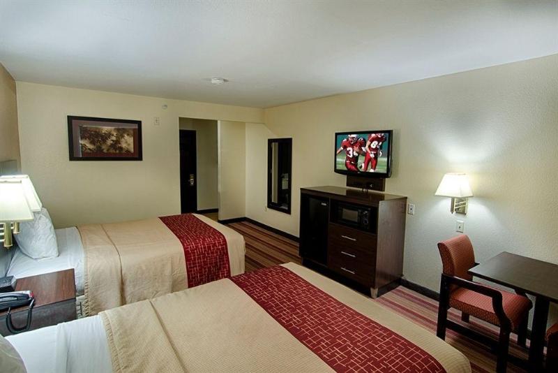 Отель Red Roof Inn San Marcos