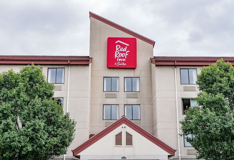 בית מלון כפרי Red Roof Inn & Suites Indianapolis Airport