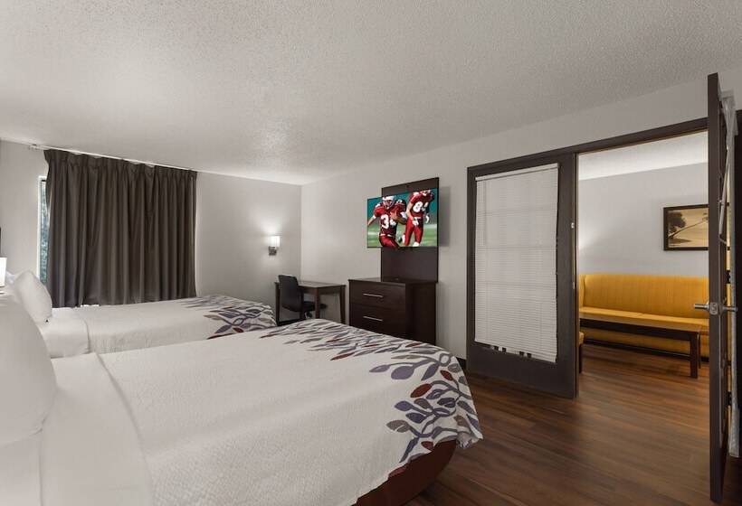 酒店 Red Roof Inn & Suites Savannah Airport