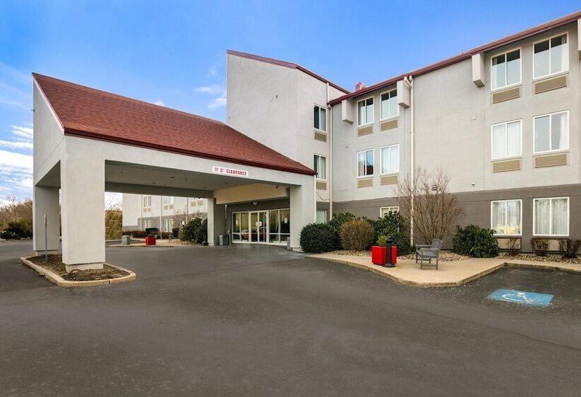 هتل Red Roof Inn Plus+ Boston   Logan