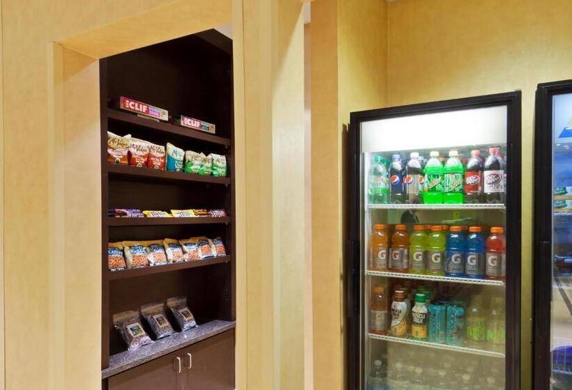 Отель Residence Inn Boulder Longmont