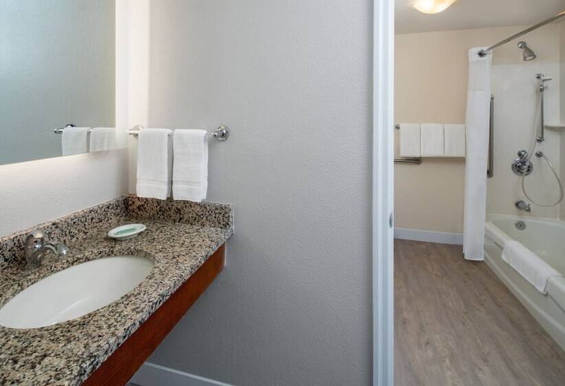 هتل Residence Inn Charleston Riverview