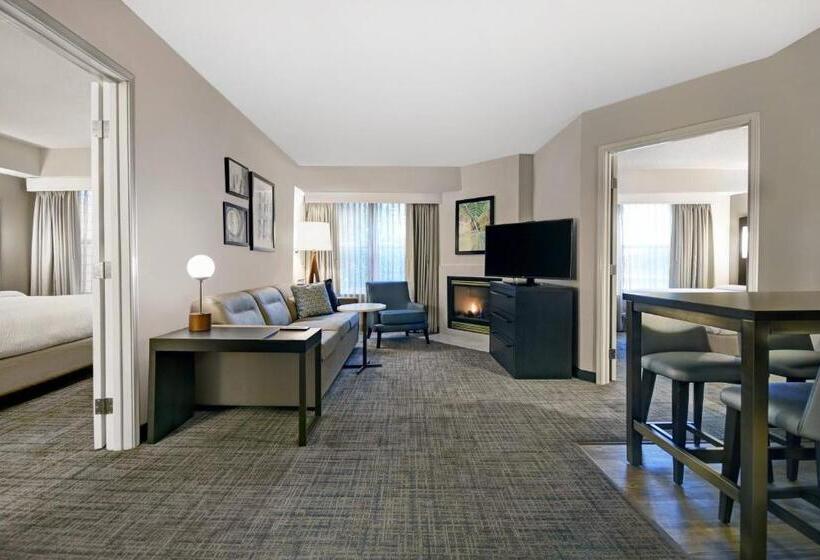 هتل Residence Inn Louisville Airport