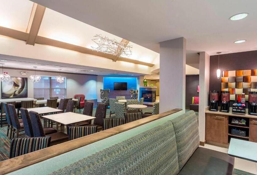 هتل Residence Inn Louisville Northeast