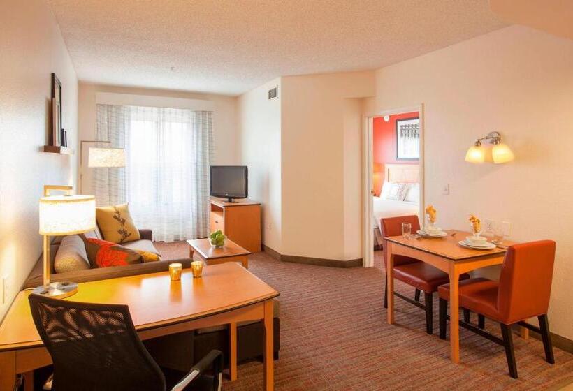 בית מלון כפרי Sonesta Es Suites Phoenix Goodyear
