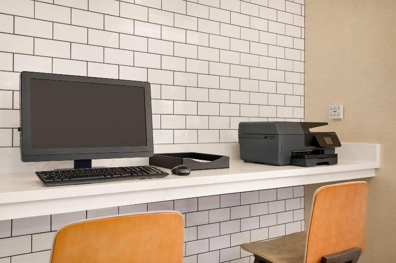 هتل Residence Inn By Marriott West Springfield