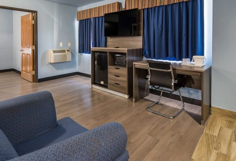 בית מלון כפרי Rodeway Inn Carrollton I 35e