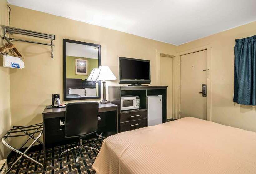 فندق Rodeway Inn
