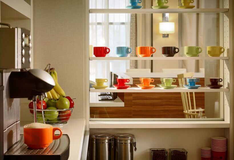 בית מלון כפרי Sonesta Es Suites Charlotte Arrowood