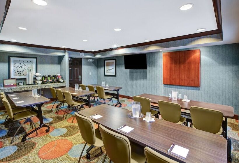 ホテル Staybridge Suites Louisville   East, An Ihg