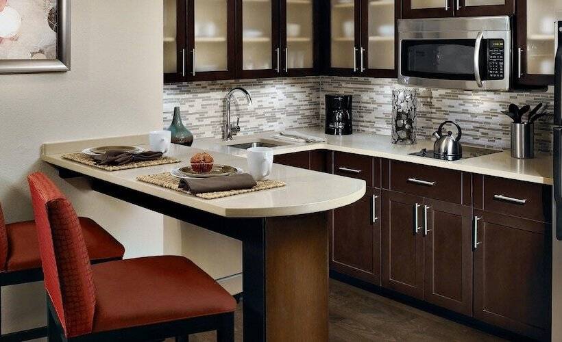 Отель Staybridge Suites Tysons   Mclean, An Ihg