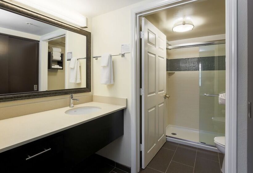 هتل Staybridge Suites Philadelphia/mount Laurel, An Ihg