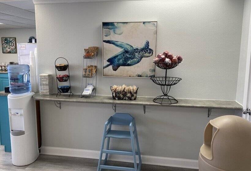 ホテル The Islander Inn