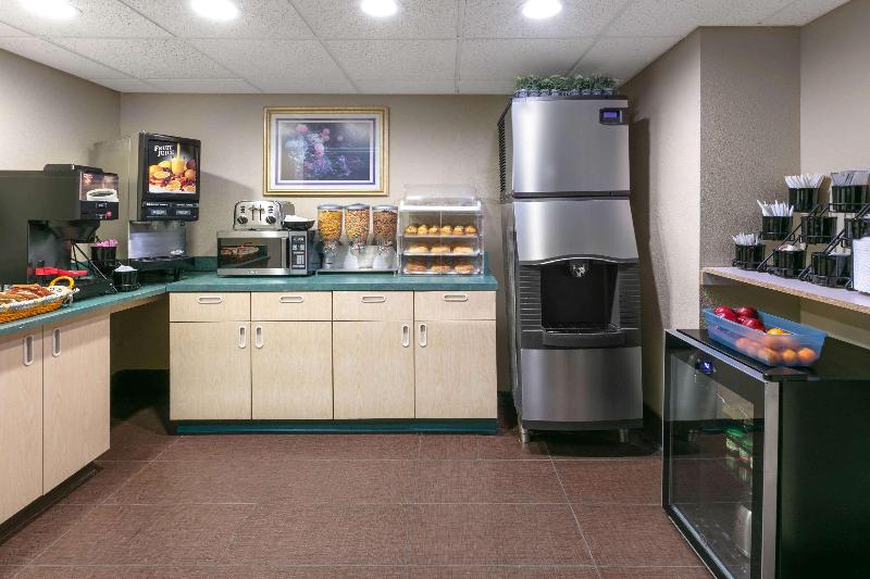 Microtel Inn & Suites By Wyndham Arlington/dallas Area