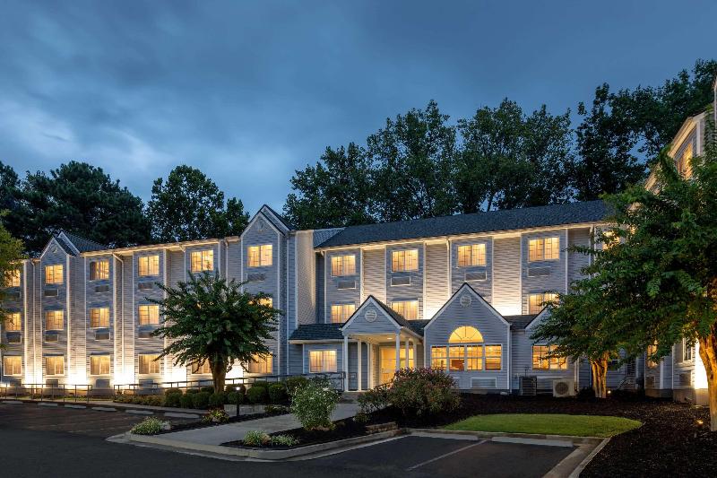 Microtel Inn & Suites By Wyndham Atlanta Buckhead Area
