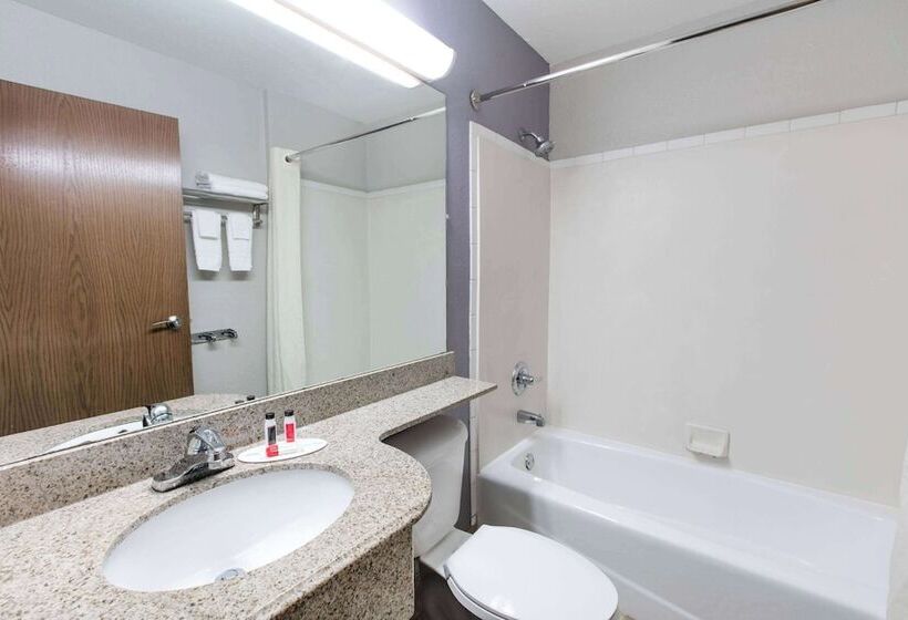 Microtel Inn & Suites By Wyndham Oklahoma City Airport