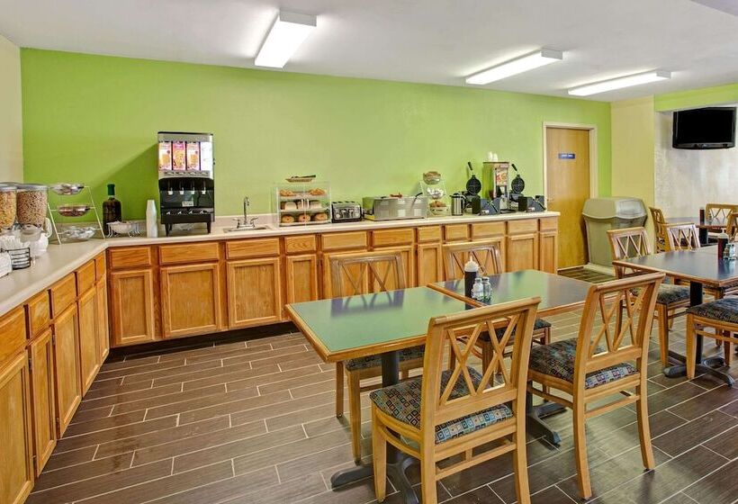 Microtel Inn & Suites By Wyndham Statesville