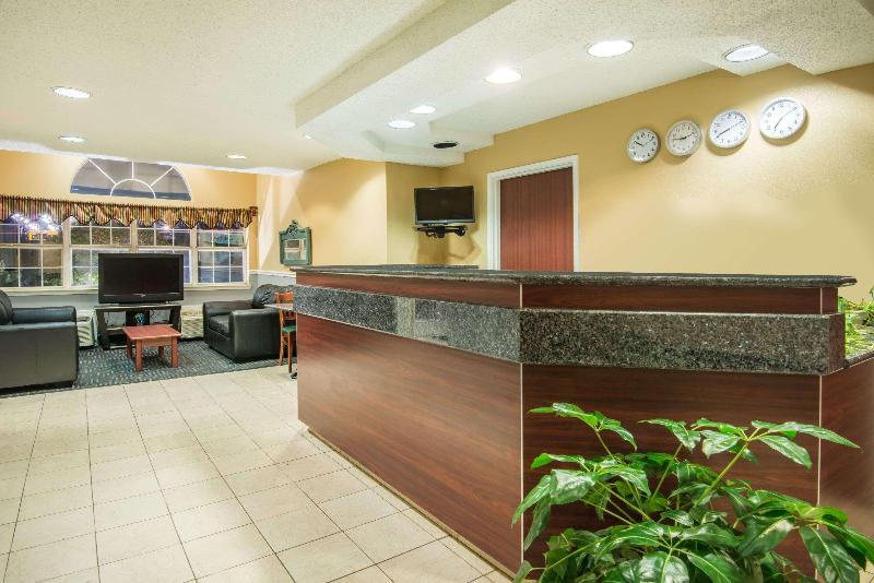 Microtel Inn & Suites By Wyndham Tulsa   Catoosa Route 66