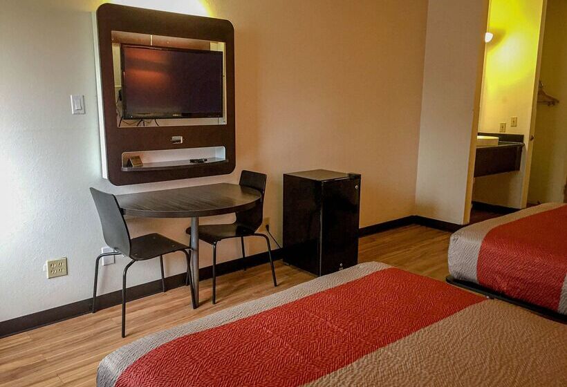 Motel 6 Woodway, Tx