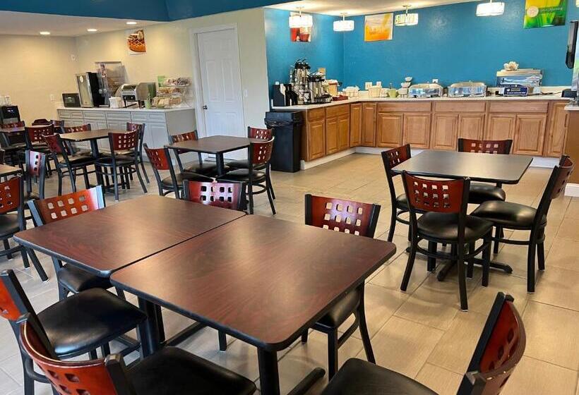 مُتل Sunbird Cape Cod Resort