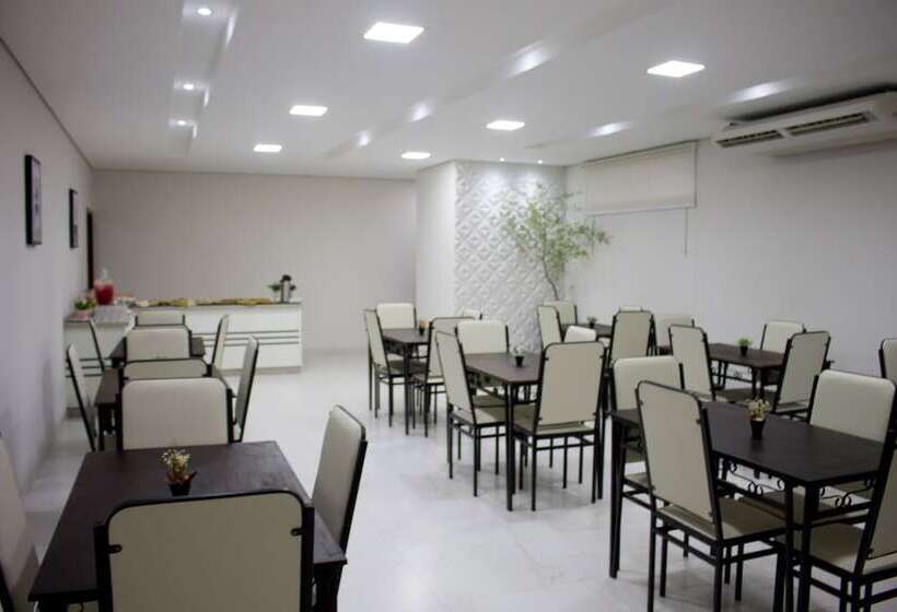 فندق Marini Palace