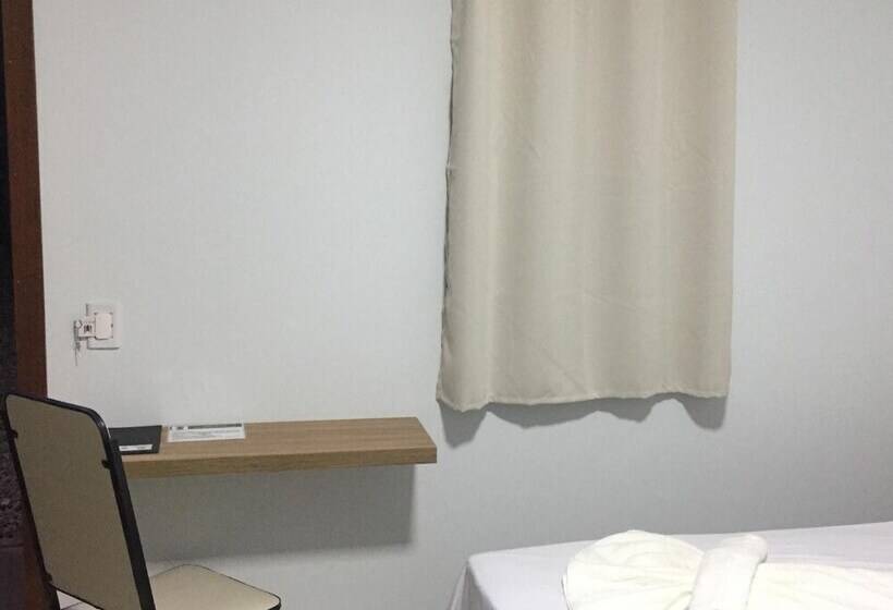 فندق Marini Palace