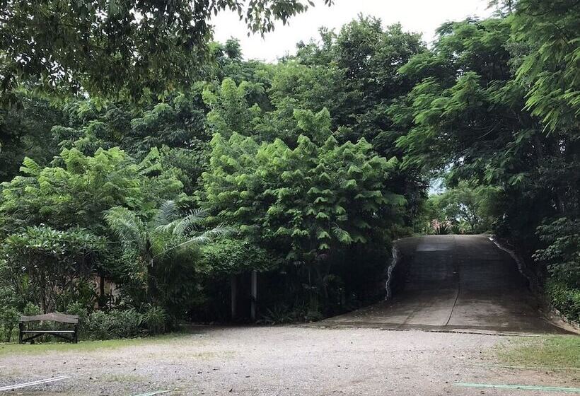 هتل Mek Kiri Riverkwai Resort Sha