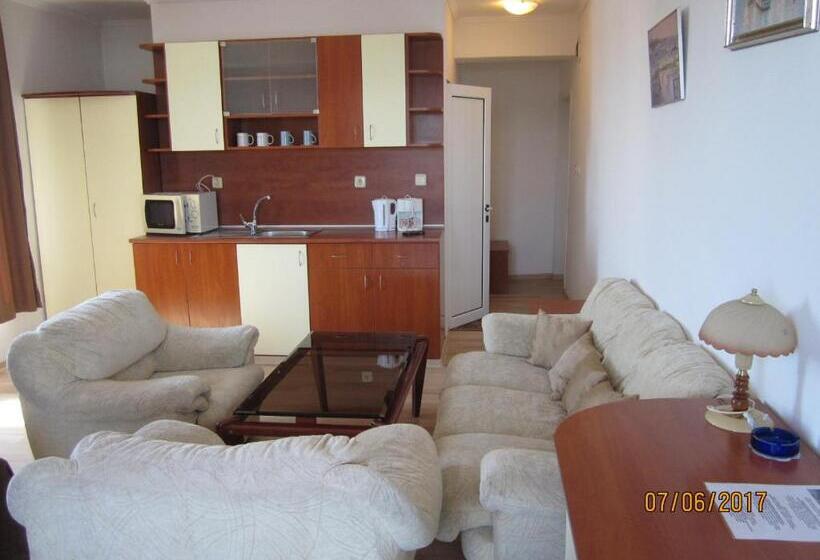 Отель Night Panorama