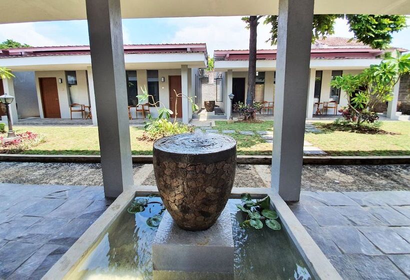 Отель Sanur Agung