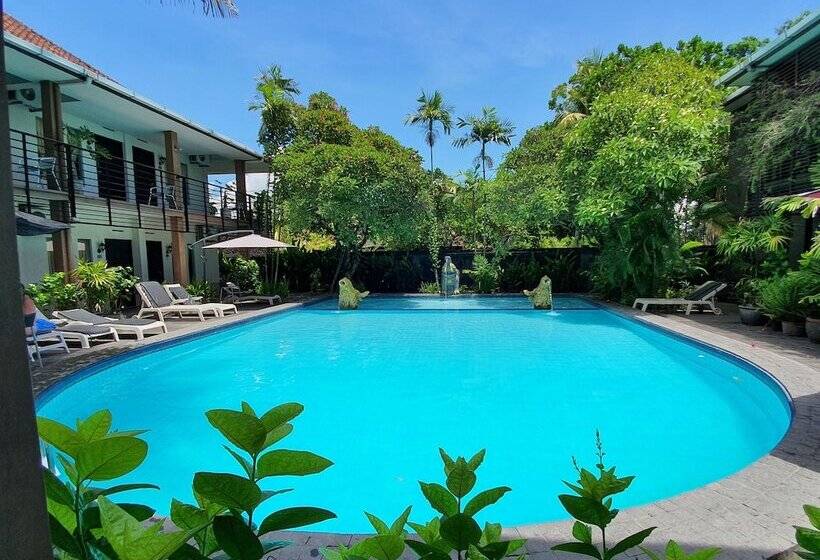 Отель Sanur Agung