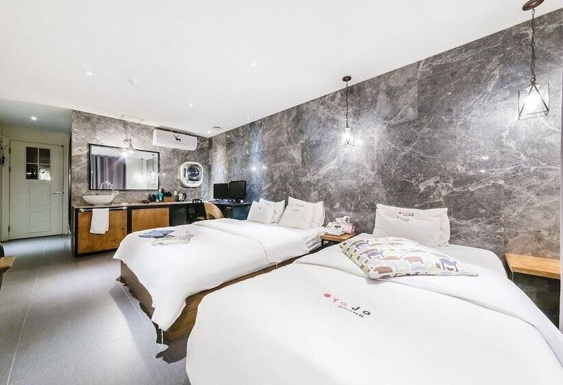 בית מלון כפרי Yaja Guri Sutaek