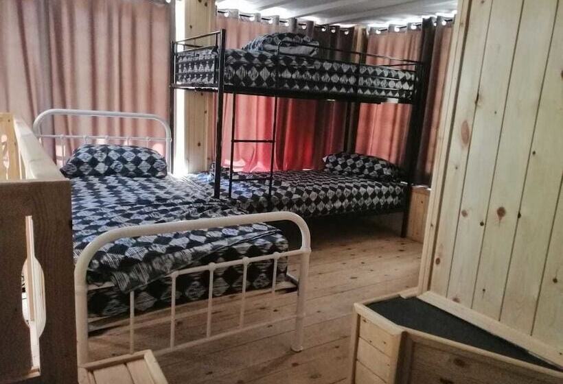 Senhaja Hotel   Hostel