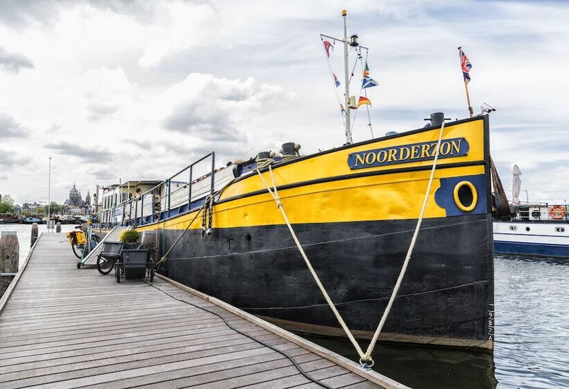 The Cabin Haarlem   Hostel