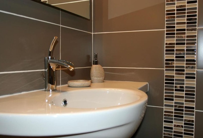مبيت وإفطار Chambres D'hôtes Les 3 Vallées