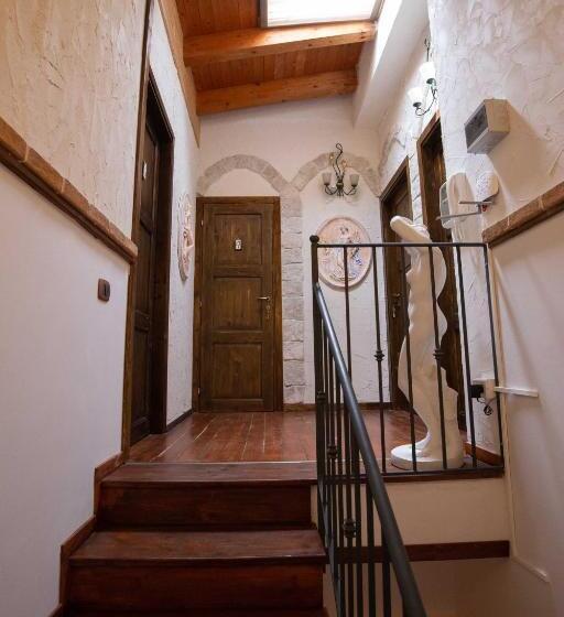 住宿加早餐  La Casa In Pietra