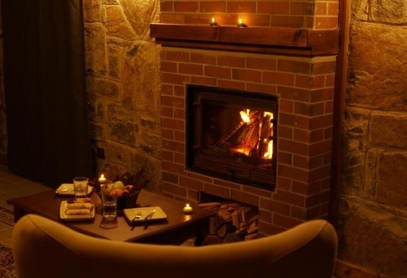 Foleya Mountain Resort Hotel & Villas