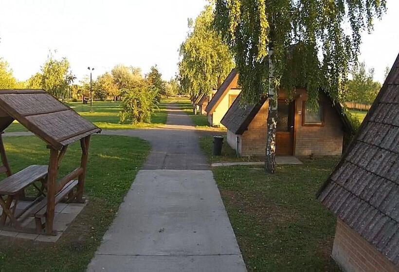 Forró Fogadó & Bauer Bistro