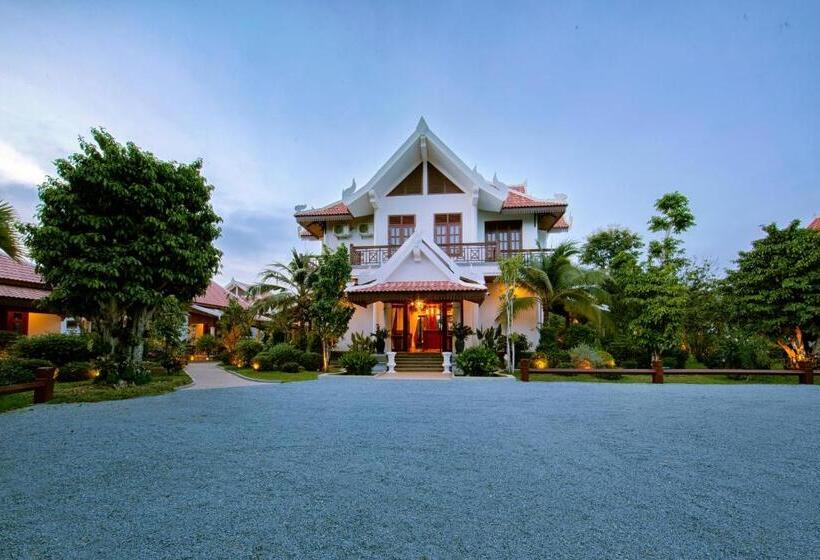 בית מלון כפרי Angkor Privilege Resort & Spa