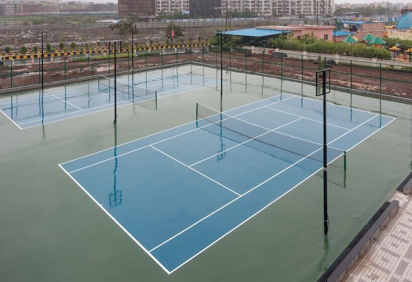 فندق Club One  Virar