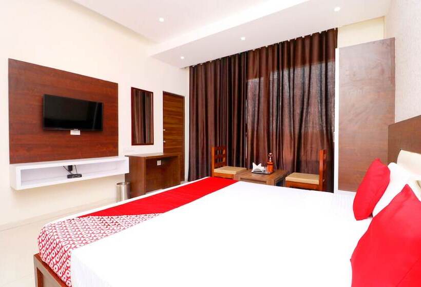 호텔 Dreamland By Oyo Rooms