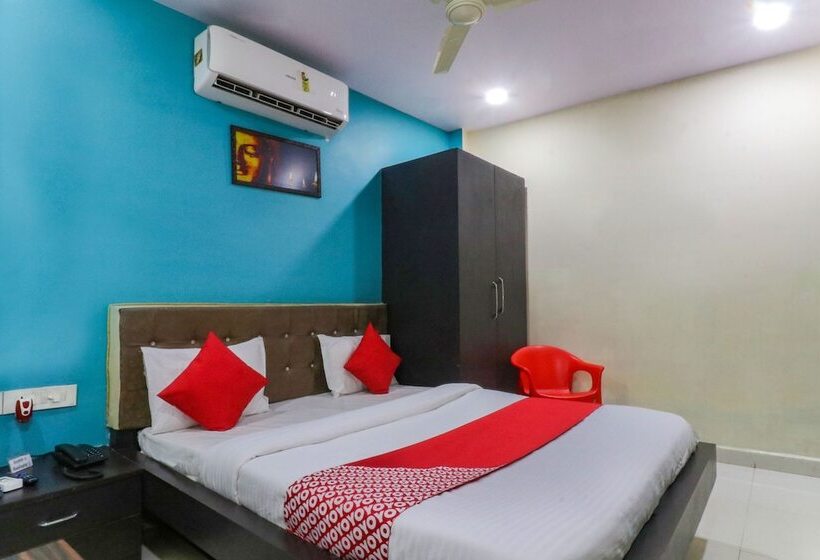 فندق J J Residency By Oyo Rooms